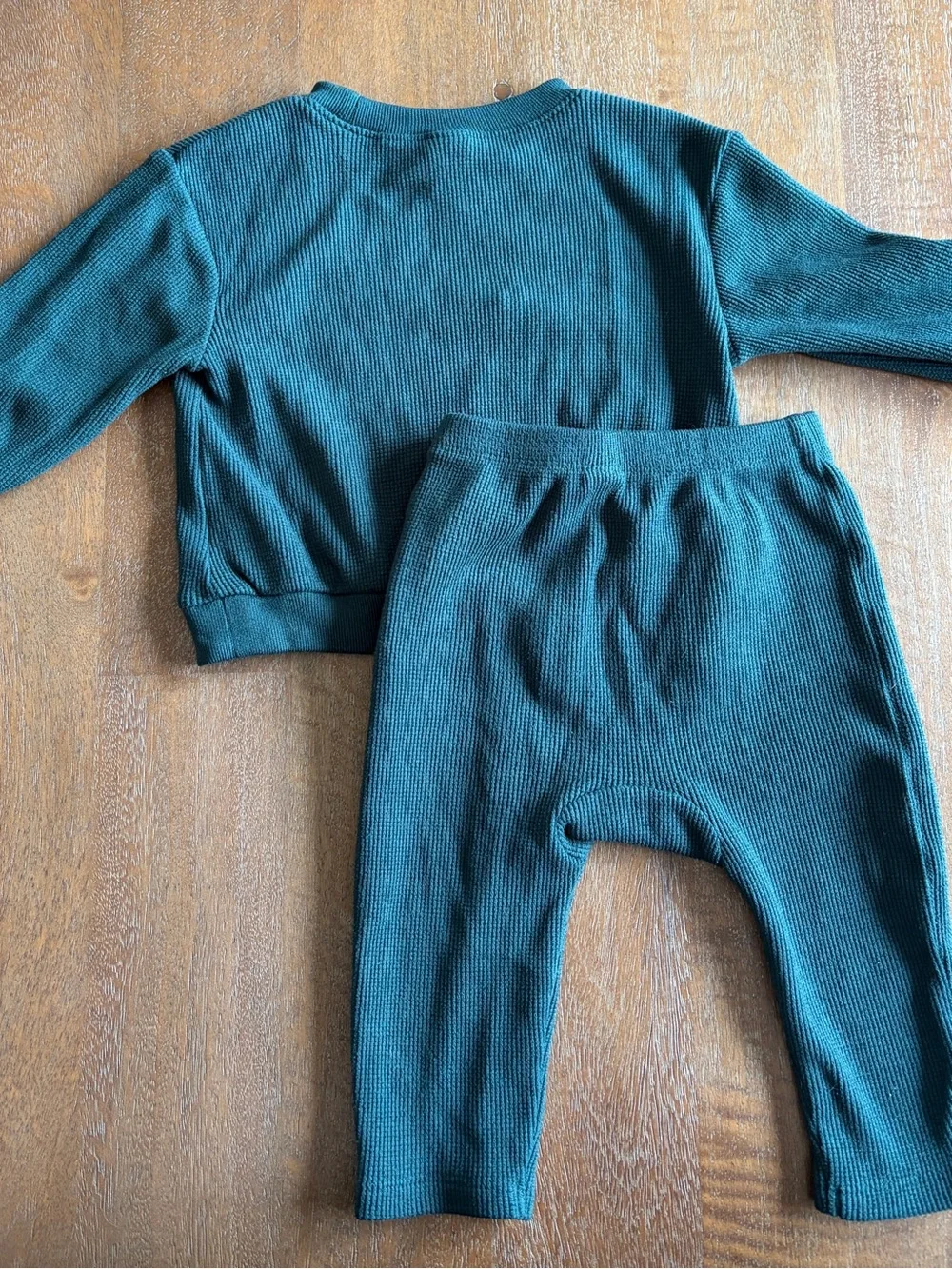Old Navy Kids Ribbed Green Set